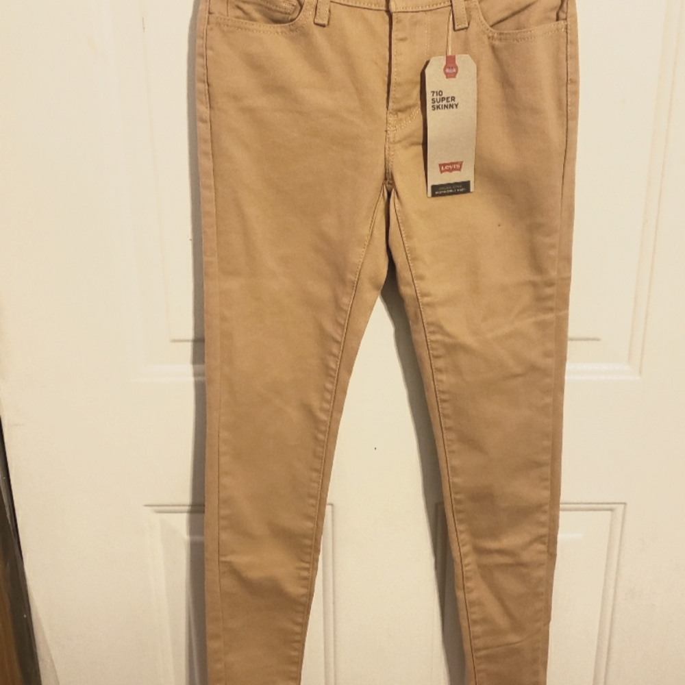 Levi's 710 Super Skinny Mid Rise IRREGULAR 26x30.